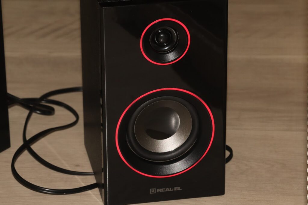 REAL-EL_S-415_acoustic_system